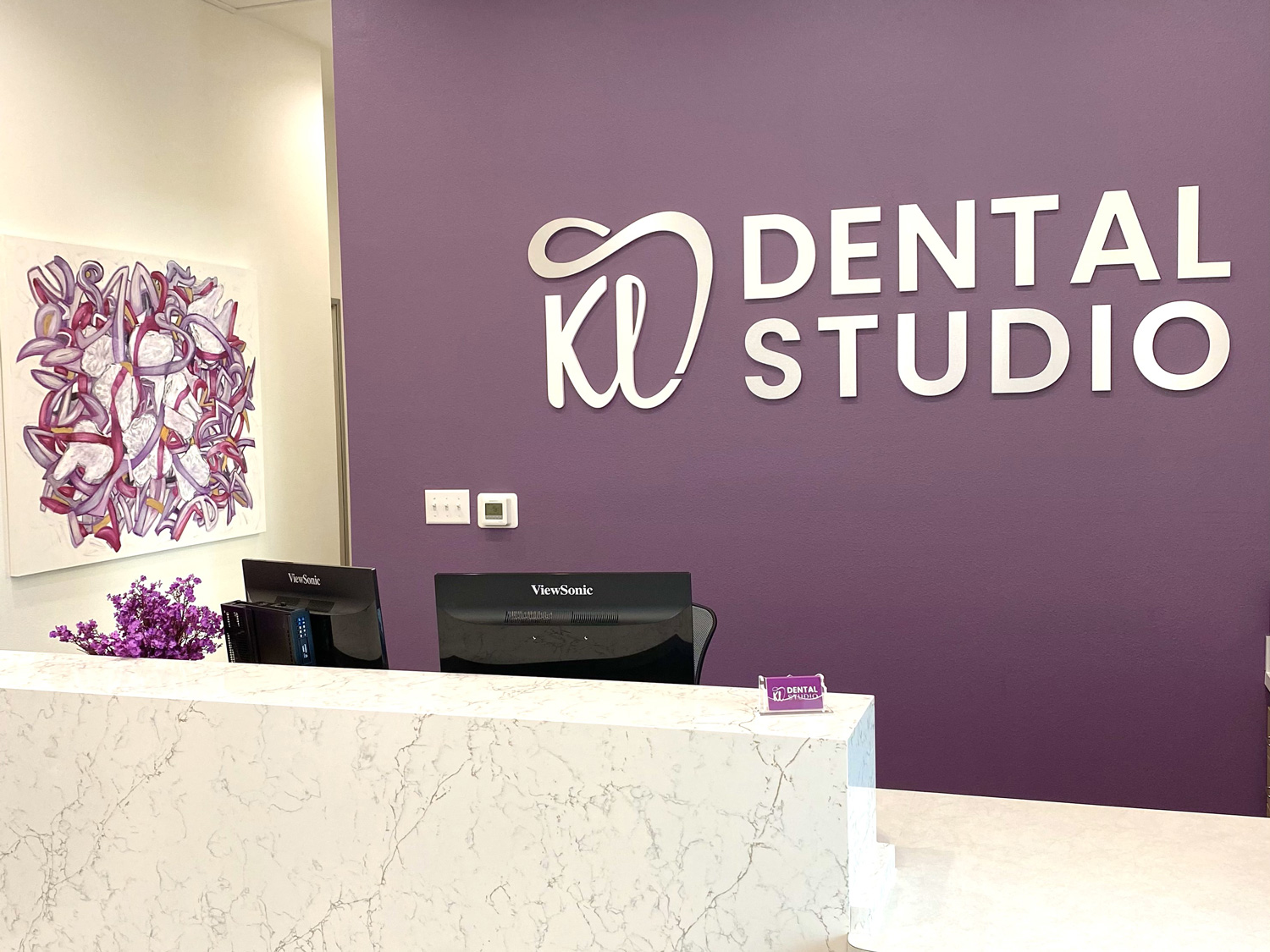 KL Dental Studio reception area